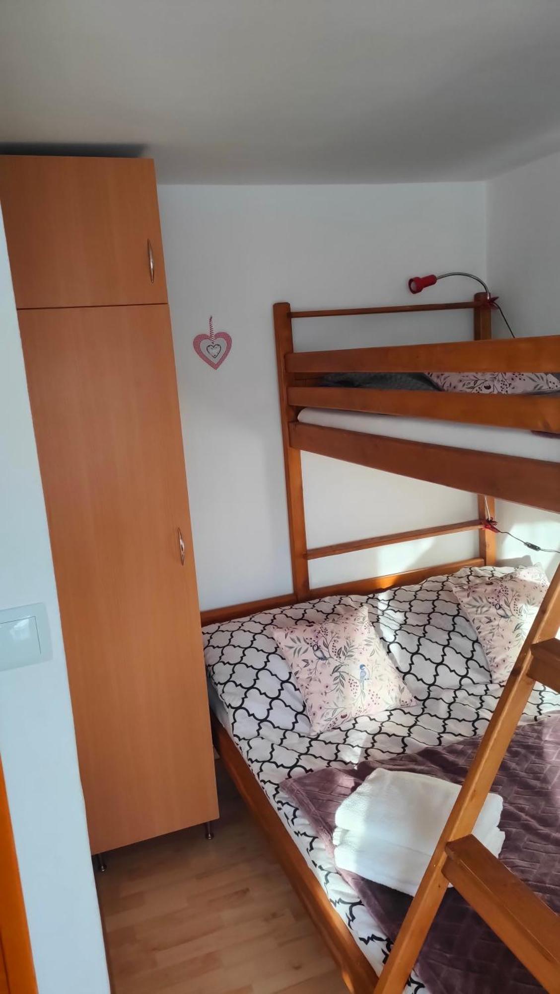 Pokoje Na Brzegu Lapsze Wyzne 외부 사진